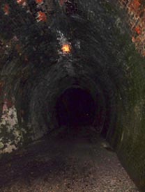 little_tunnel_02s.jpg